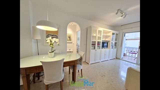 1 bedroom Flat for rent in La Herradura, Almuñécar with garage - € 850 (Ref: 9198255)