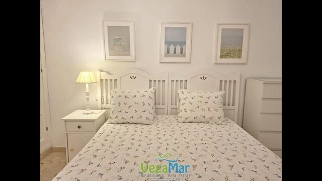 1 bedroom Flat for rent in La Herradura, Almuñécar with garage - € 850 (Ref: 9198255)