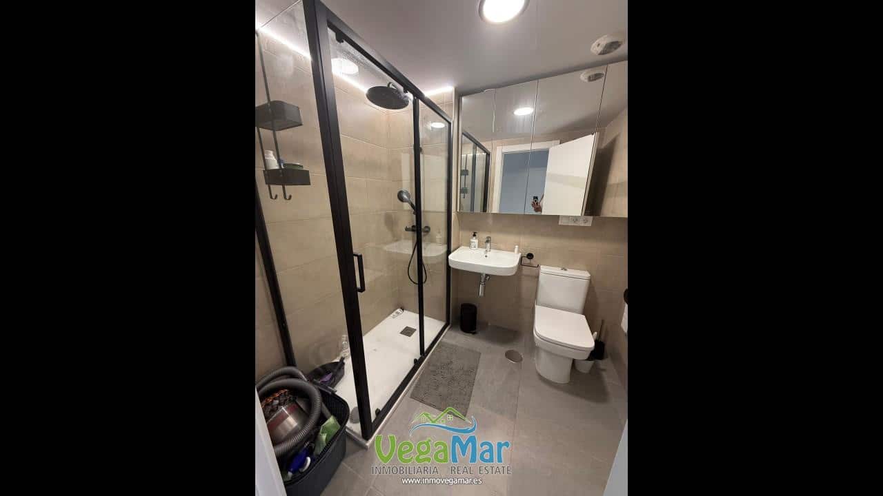 Appartement de 2 chambres à louer à Almunecar avec piscine garage - 900 € (Ref: 9210510)