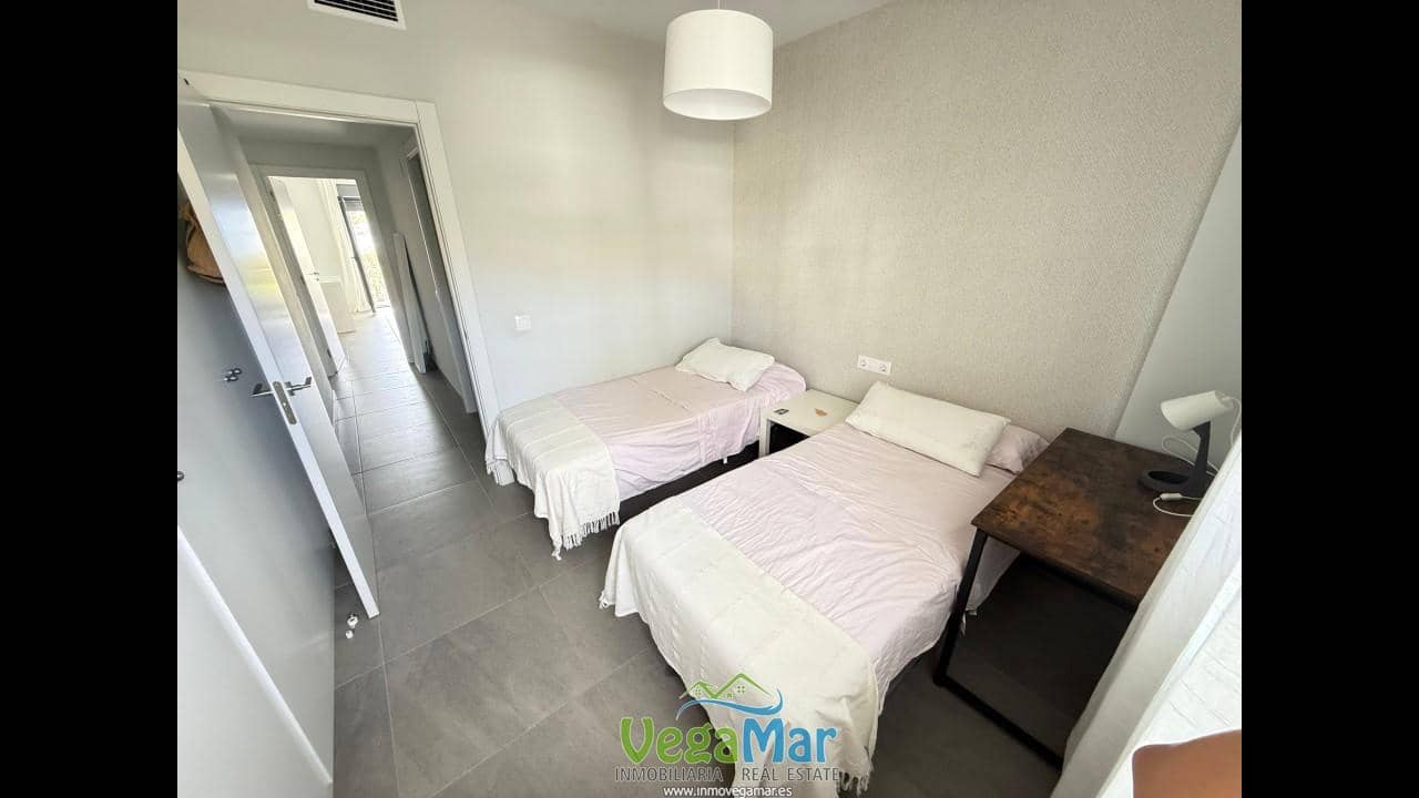 Appartement de 2 chambres à louer à Almunecar avec piscine garage - 900 € (Ref: 9210510)