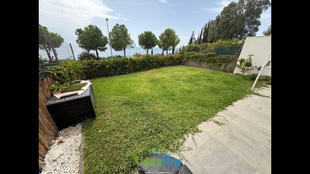 Appartement de 2 chambres à louer à Almunecar avec piscine garage - 900 € (Ref: 9210510)