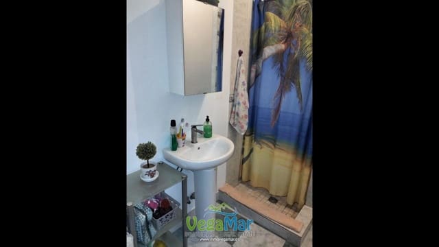 3 soverom Villa til salgs i Itrabo med garasje - € 130 000 (Ref: 9249381)