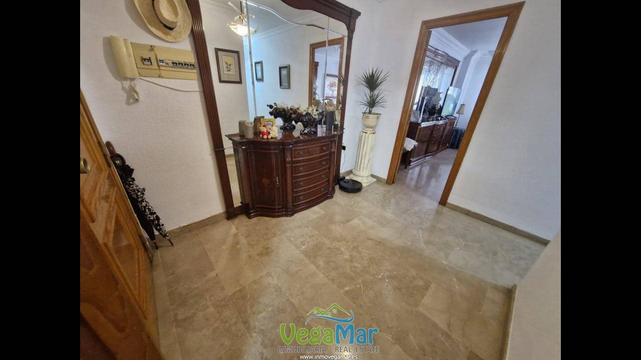 4 chambre Appartement à vendre à Almunecar avec garage - 365 000 € (Ref: 9254430)