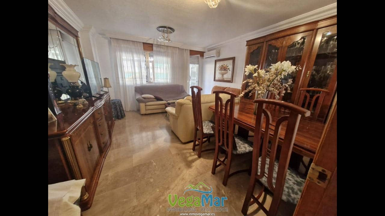 4 chambre Appartement à vendre à Almunecar avec garage - 365 000 € (Ref: 9254430)