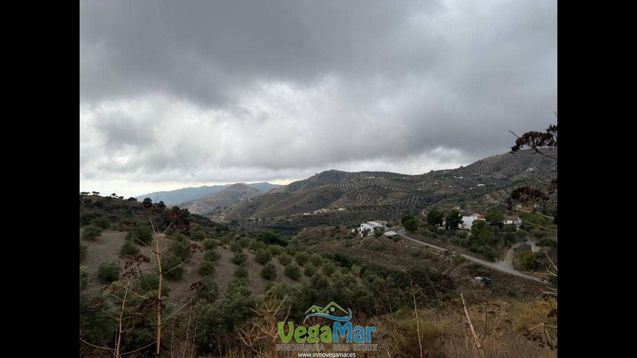 Ubebygd land til salgs i Almunecar - € 15 000 (Ref: 9268963)