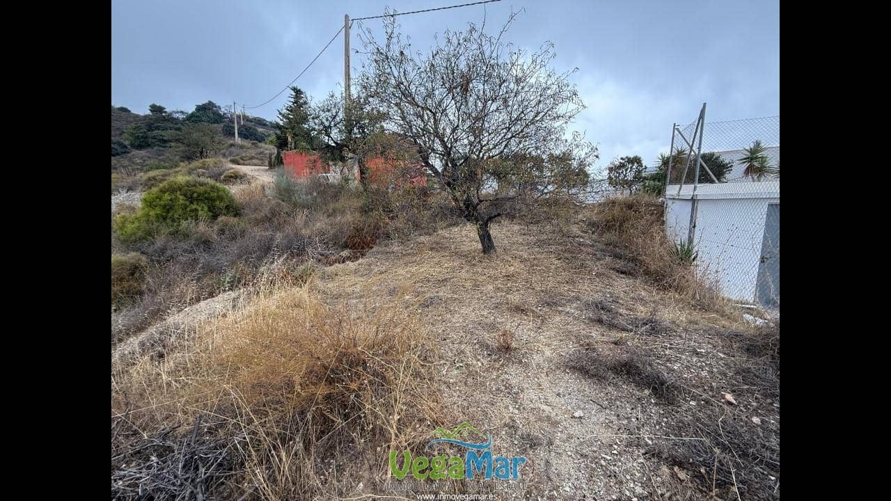 Ubebygd land til salgs i Almunecar - € 15 000 (Ref: 9268963)