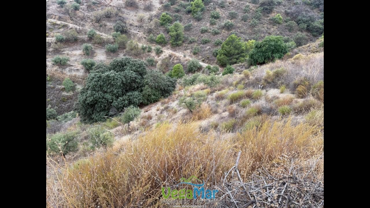 Ubebygd land til salgs i Almunecar - € 15 000 (Ref: 9268963)