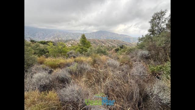 Grunde uden byggetilladelser til salg i Almuñécar - € 15.000 (Ref: 9268963)