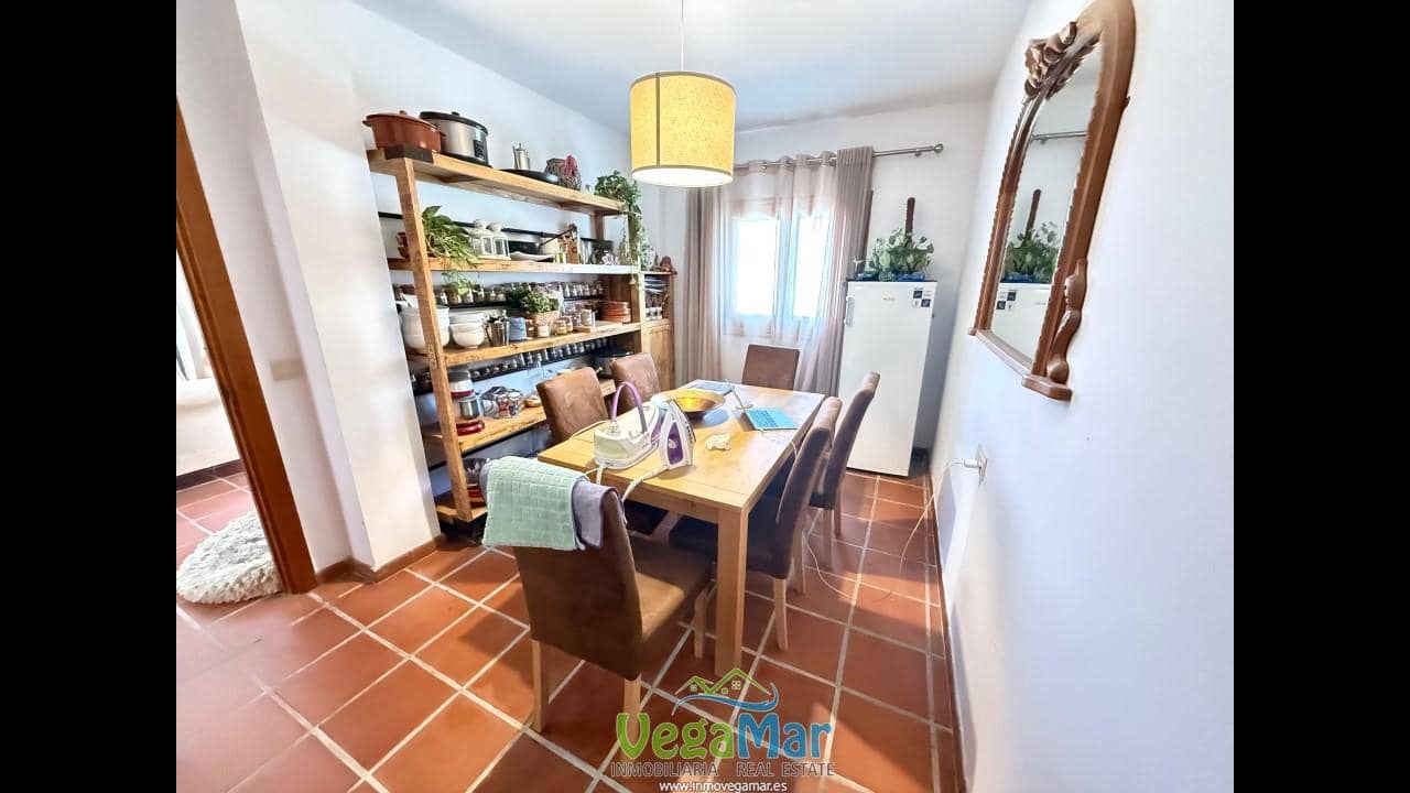 3 chambre Villa/Maison à vendre à La Herradura avec piscine garage - 525 000 € (Ref: 9348816)