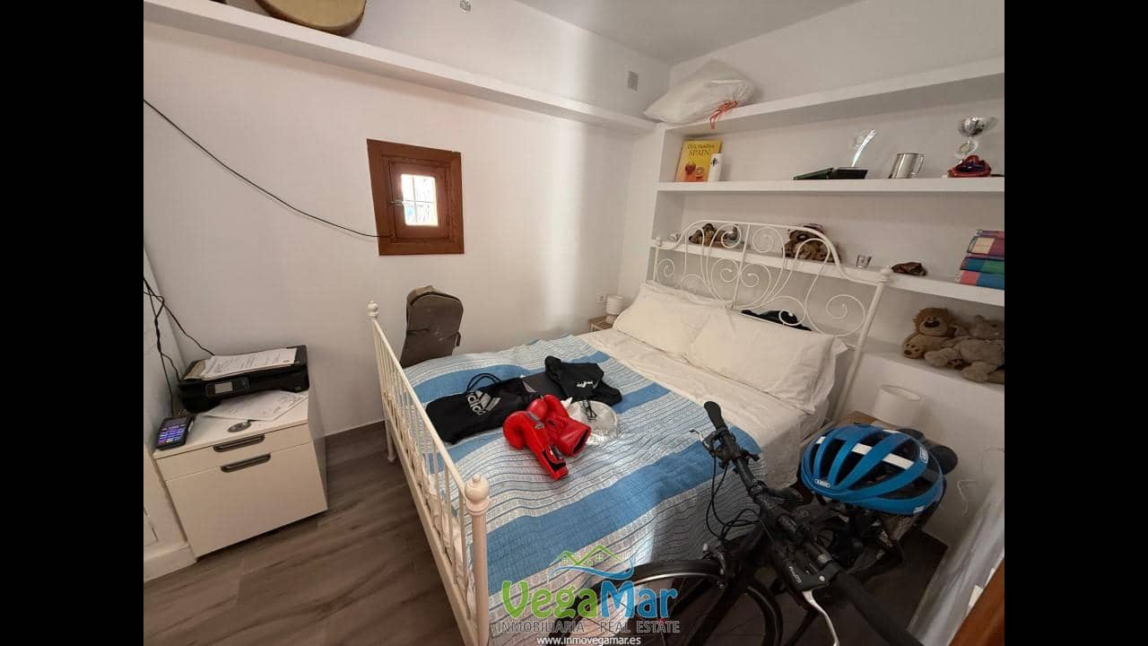 3 chambre Villa/Maison à vendre à La Herradura avec piscine garage - 525 000 € (Ref: 9348816)