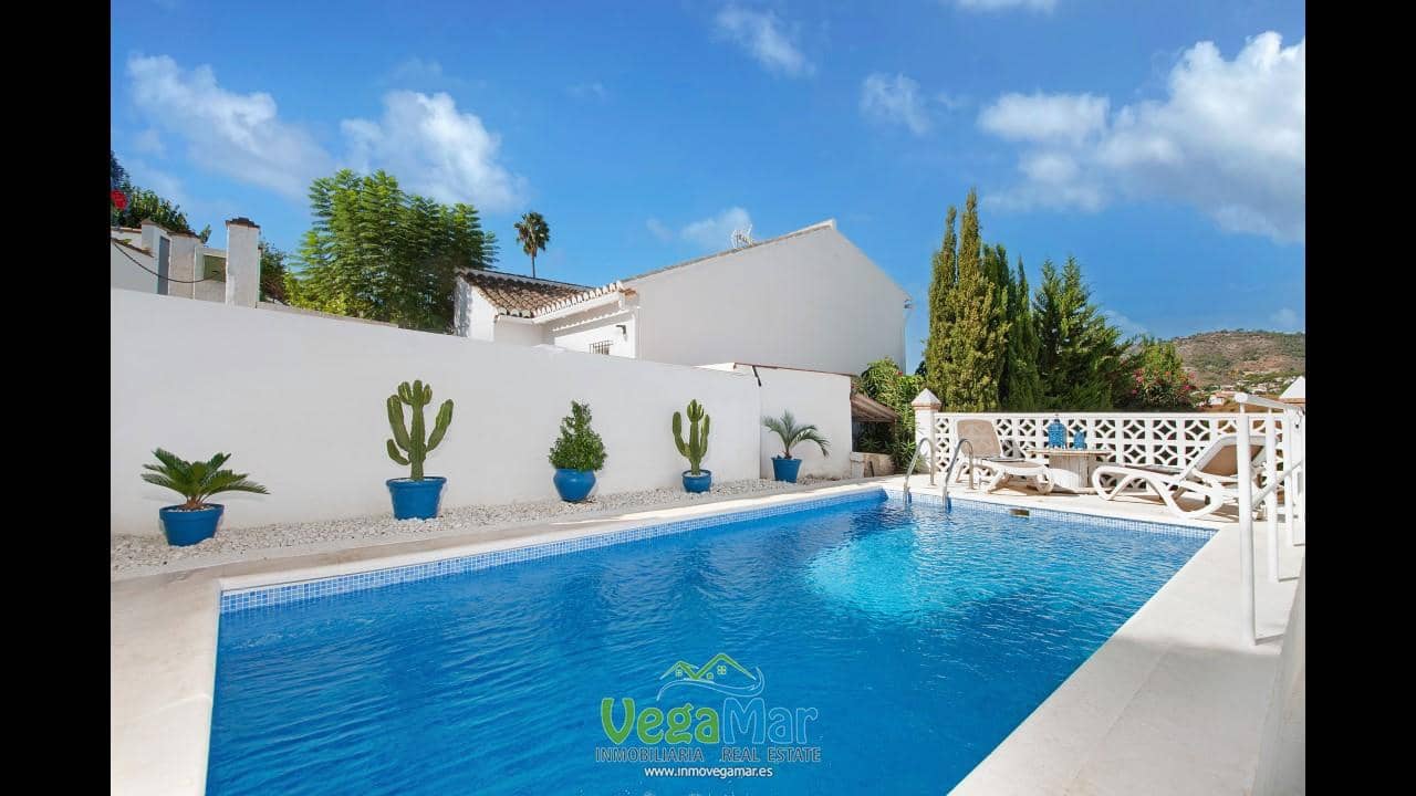 3 chambre Villa/Maison à vendre à La Herradura avec piscine garage - 525 000 € (Ref: 9348816)