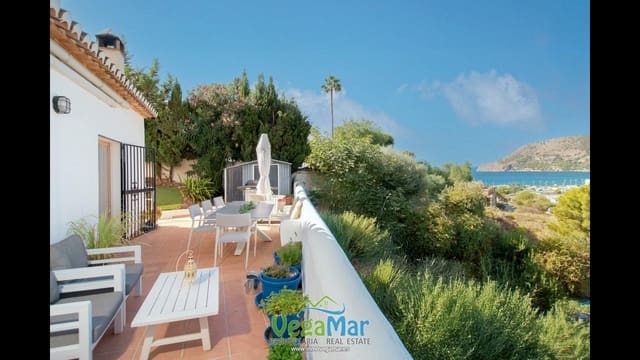 3 chambre Villa/Maison à vendre à La Herradura, Almuñécar avec piscine garage - 525 000 € (Ref: 9348816)