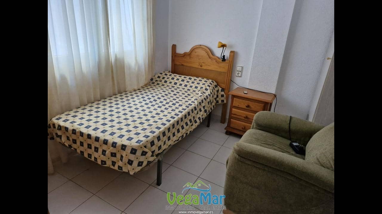 3 sypialnia Mieszkanie do wynajęcia w La Herradura - 1 000 € (Ref: 9352951)