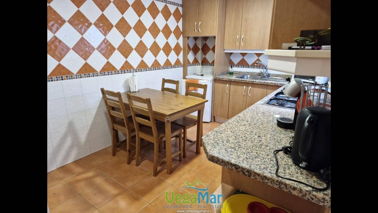 3 sypialnia Mieszkanie do wynajęcia w La Herradura - 1 000 € (Ref: 9352951)