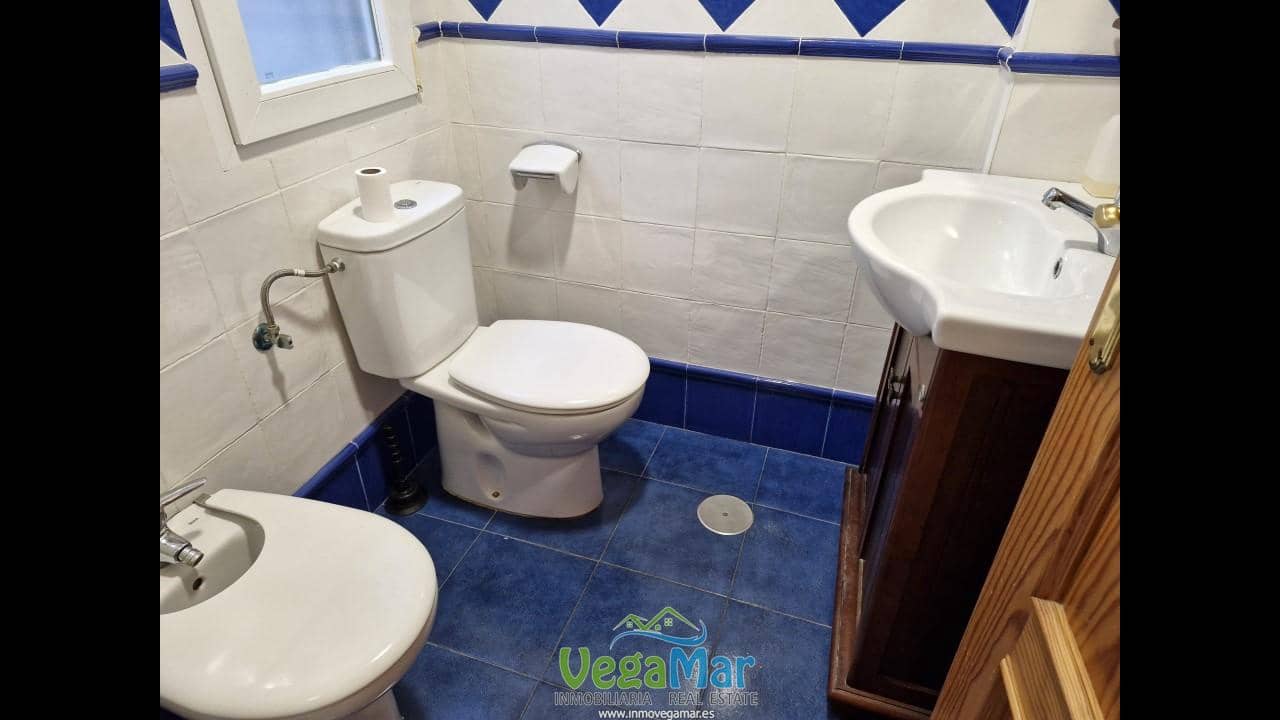 3 sypialnia Mieszkanie do wynajęcia w La Herradura - 1 000 € (Ref: 9352951)