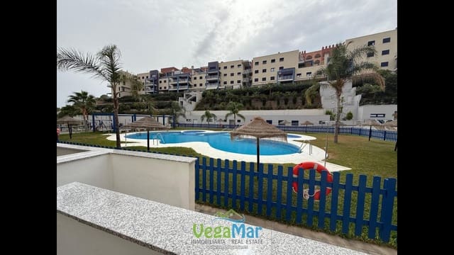 3 Zimmer Wohnung zu vermieten in Almuñécar mit Garage - 900 € (Ref: 9357678)