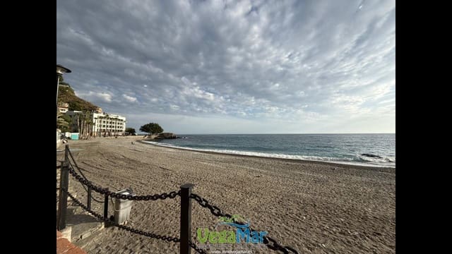 1 slaapkamer Flat te koop in Almuñécar - € 205.000 (Ref: 9386402)