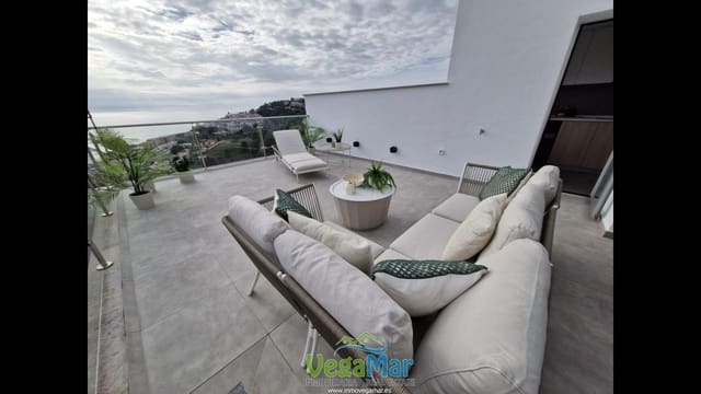 Chalet de 2 habitaciones en Almuñécar en venta con piscina garaje - 298.000 € (Ref: 9459821)