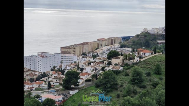 Chalet de 2 habitaciones en Almuñécar en venta con piscina garaje - 298.000 € (Ref: 9459821)