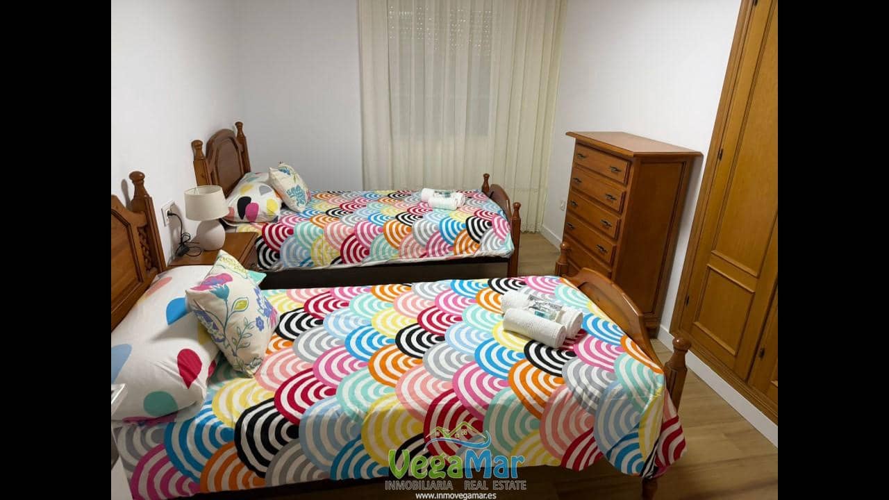 Villa/Maison de 3 chambres à louer à Almunecar avec piscine garage - 1 400 € (Ref: 9460862)