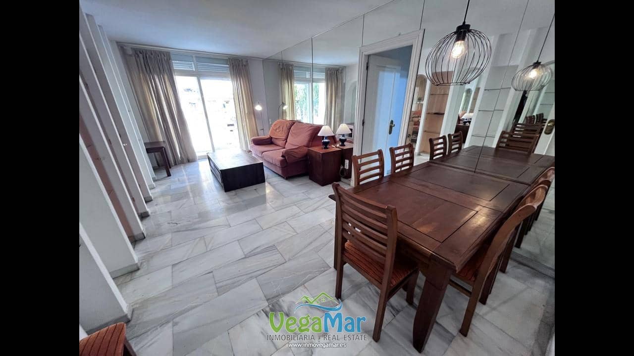 3 bedroom Flat for sale in Almunecar with garage - € 300,000 (Ref: 9475667)