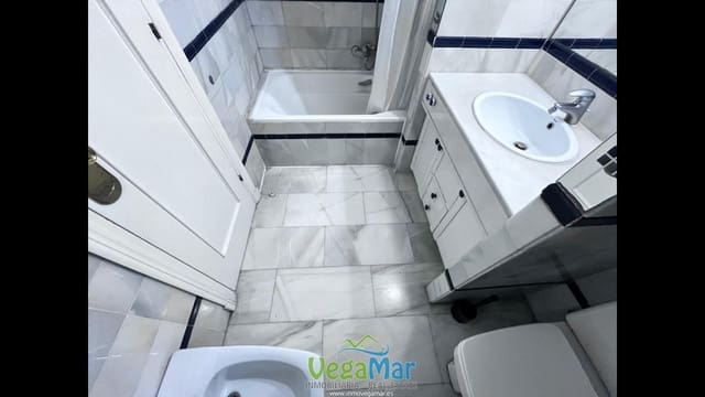 3 soveværelse Lejlighed til salg i Almuñécar med garage - € 300.000 (Ref: 9475667)