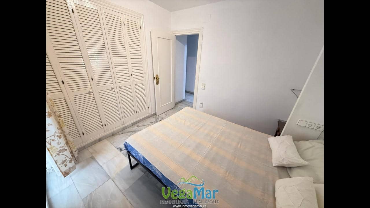 3 bedroom Flat for sale in Almunecar with garage - € 280,000 (Ref: 9475667)
