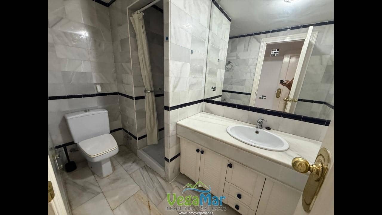 3 bedroom Flat for sale in Almunecar with garage - € 280,000 (Ref: 9475667)