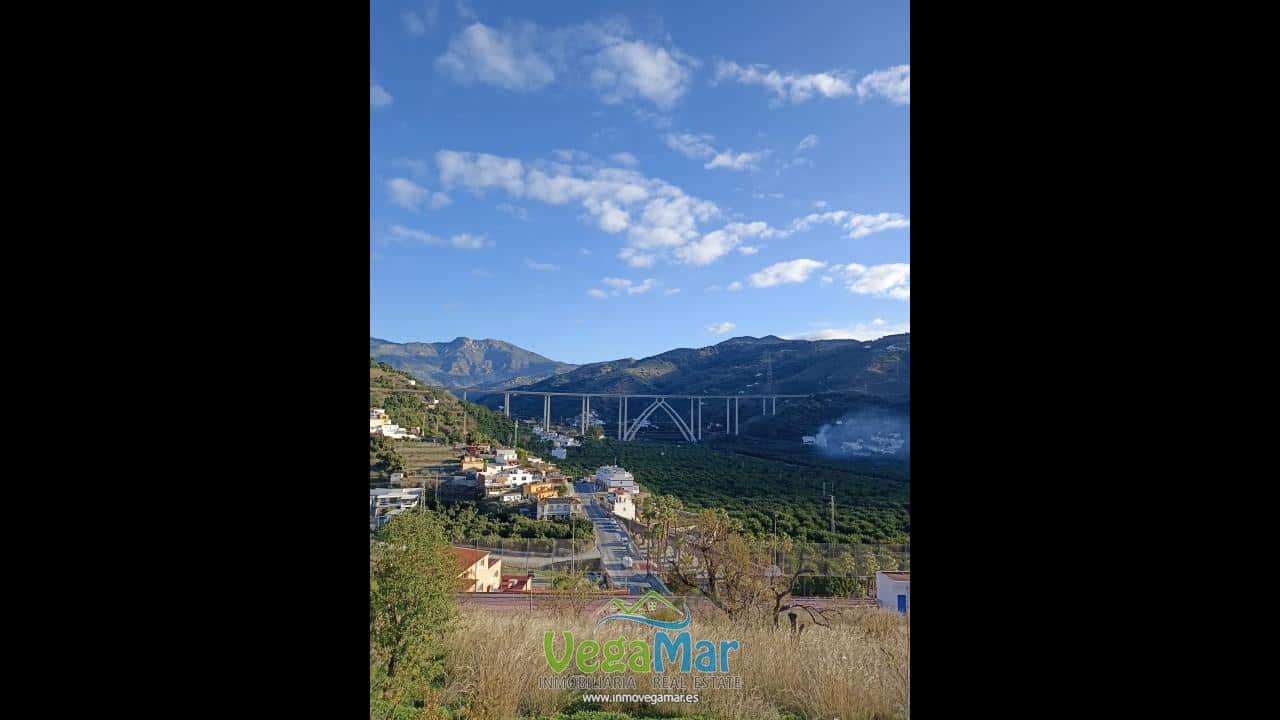 Ubebygd land til salgs i Almunecar - € 70 000 (Ref: 9542779)