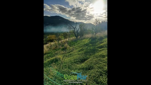 Ubebygd land til salgs i Almuñécar - € 70 000 (Ref: 9542779)