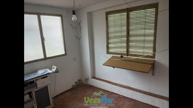 6 soveværelse Villa til salg i Itrabo - € 70.000 (Ref: 9544093)