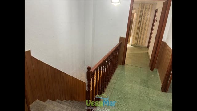 6 soveværelse Villa til salg i Itrabo - € 70.000 (Ref: 9544093)