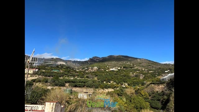 6 soveværelse Villa til salg i Itrabo - € 70.000 (Ref: 9544093)