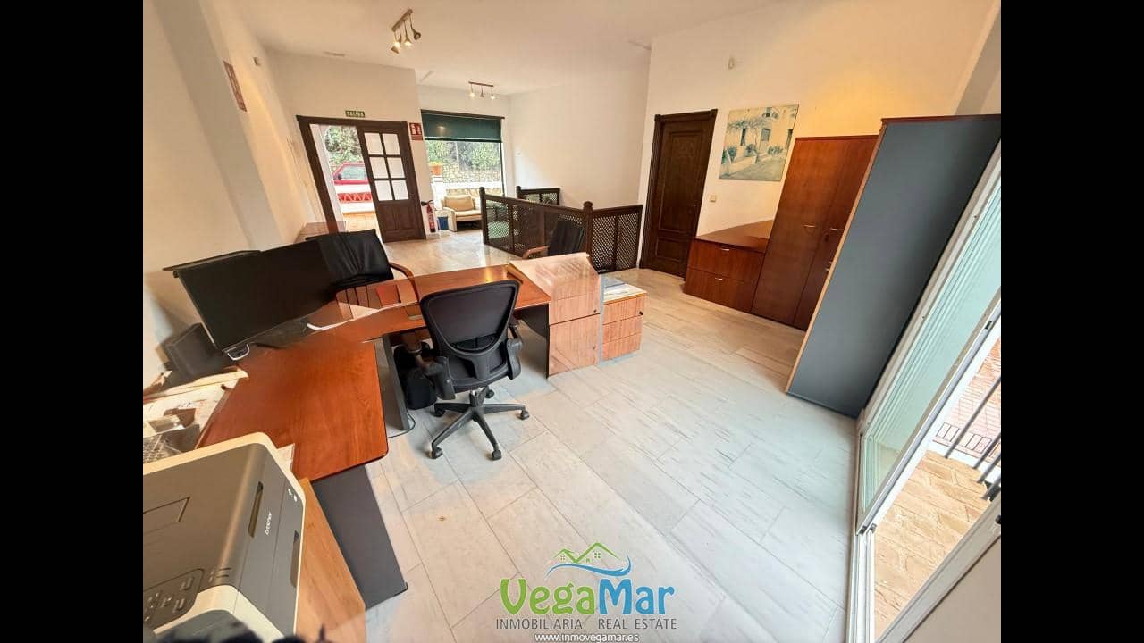 2 soveværelse Lejlighed til salg i La Herradura - € 215.000 (Ref: 9547007)