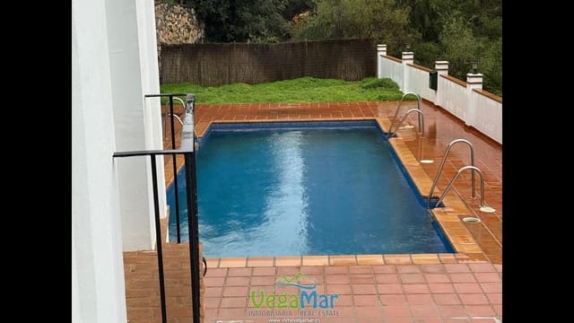 2 slaapkamer Flat te koop in La Herradura, Almuñécar - € 215.000 (Ref: 9547007)