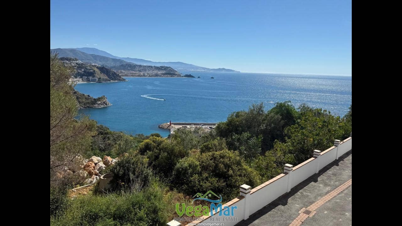 2 bedroom Flat for sale in La Herradura - € 215,000 (Ref: 9547007)