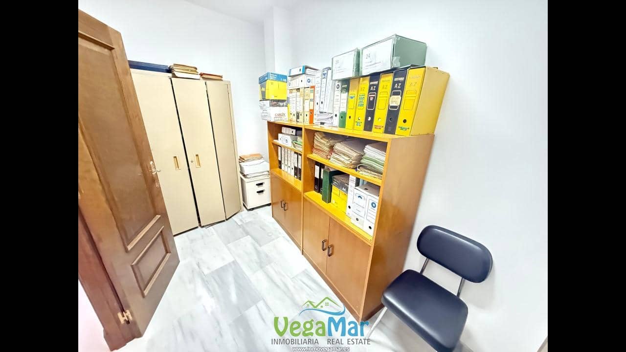 2 bedroom Flat for sale in La Herradura - € 215,000 (Ref: 9547007)