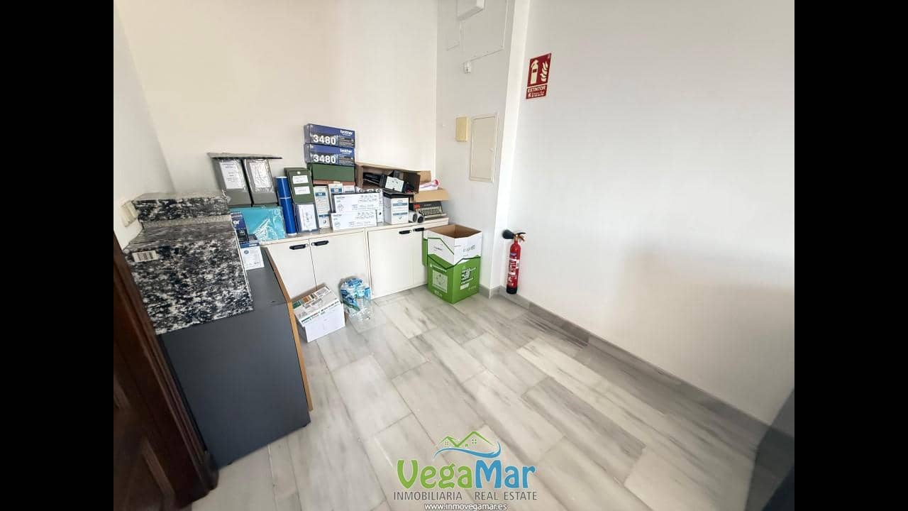 2 bedroom Flat for sale in La Herradura - € 235,000 (Ref: 9547008)