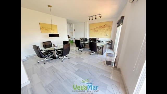 2 slaapkamer Flat te koop in La Herradura, Almuñécar - € 235.000 (Ref: 9547008)