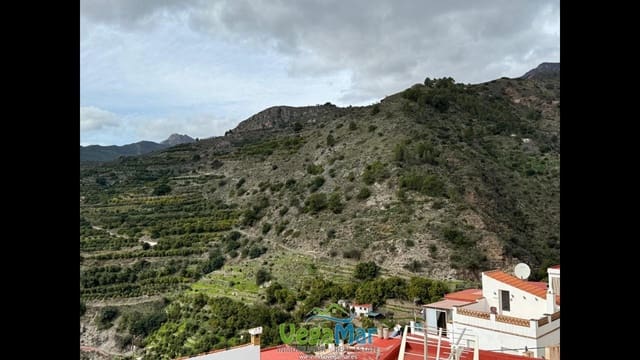 3 slaapkamer Villa te koop in Otívar - € 143.000 (Ref: 9581284)