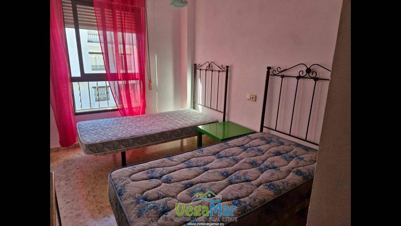 3 sovrum Lägenhet till salu i La Herradura med garage - 215 000 € (Ref: 9592244)