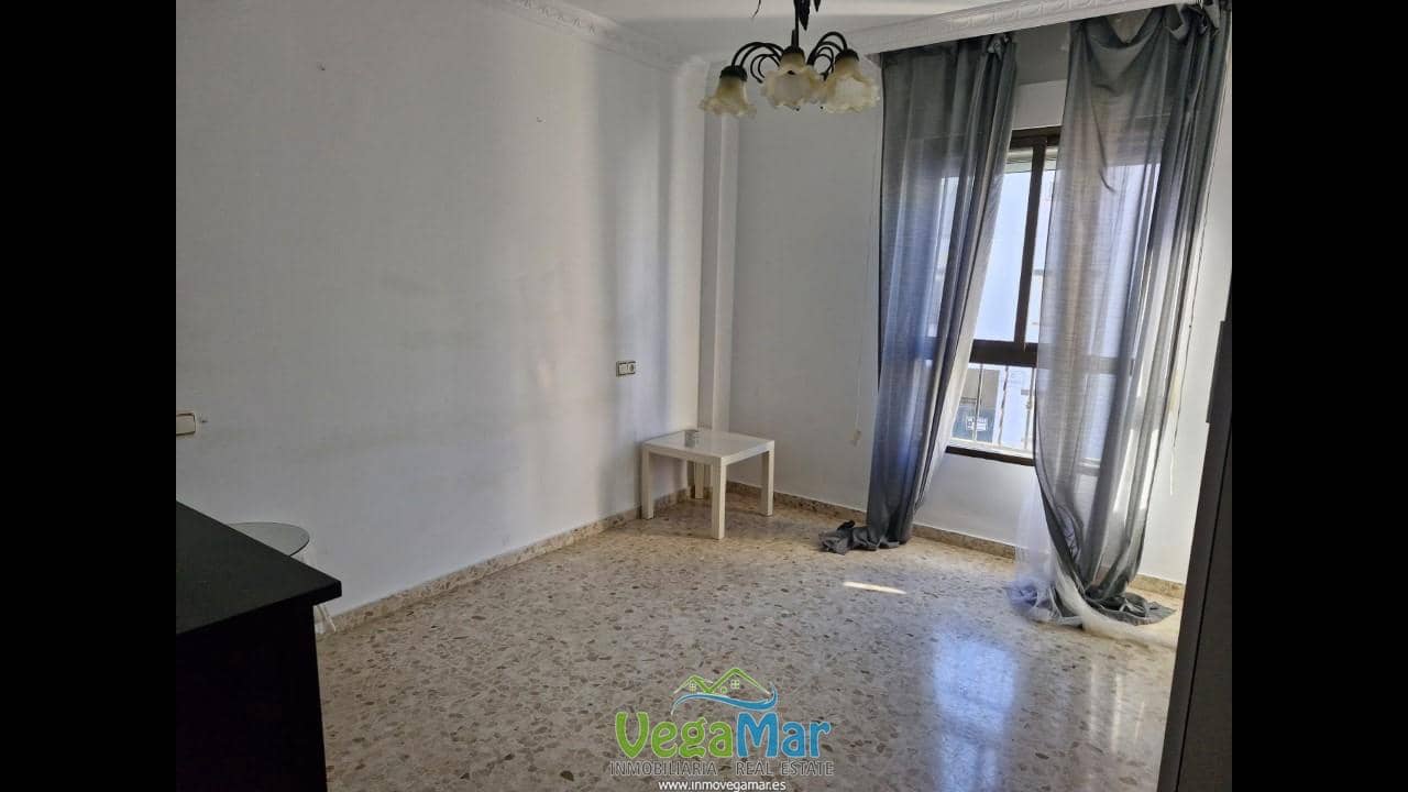 3 sovrum Lägenhet till salu i La Herradura med garage - 215 000 € (Ref: 9592244)