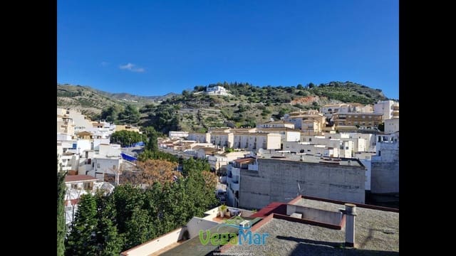 3 sovrum Lägenhet till salu i La Herradura, Almuñécar med garage - 215 000 € (Ref: 9592244)