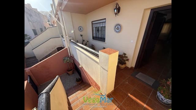 4 Zimmer Villa zu verkaufen in Almuñécar mit Pool Garage - 290.000 € (Ref: 9623246)