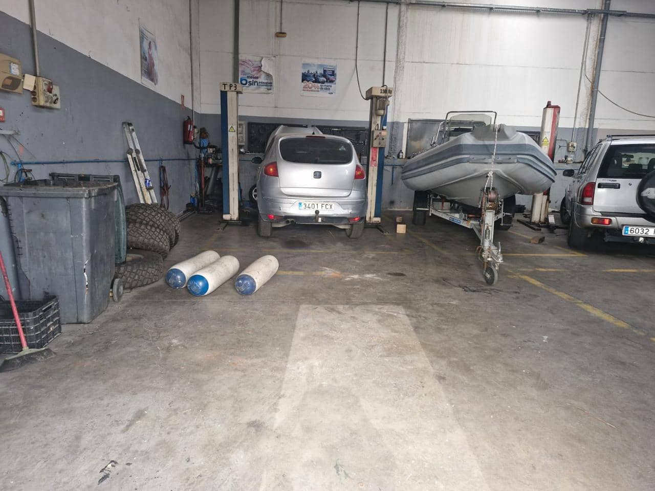 Kommersiell att hyra i Almunecar - 1 200 € (Ref: 9656812)
