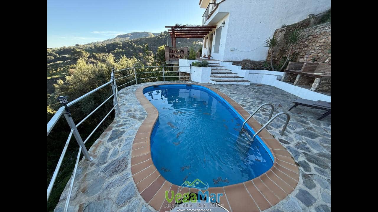 4 bedroom Finca/Country House for sale in Almunecar with pool - € 210,000 (Ref: 9702478)