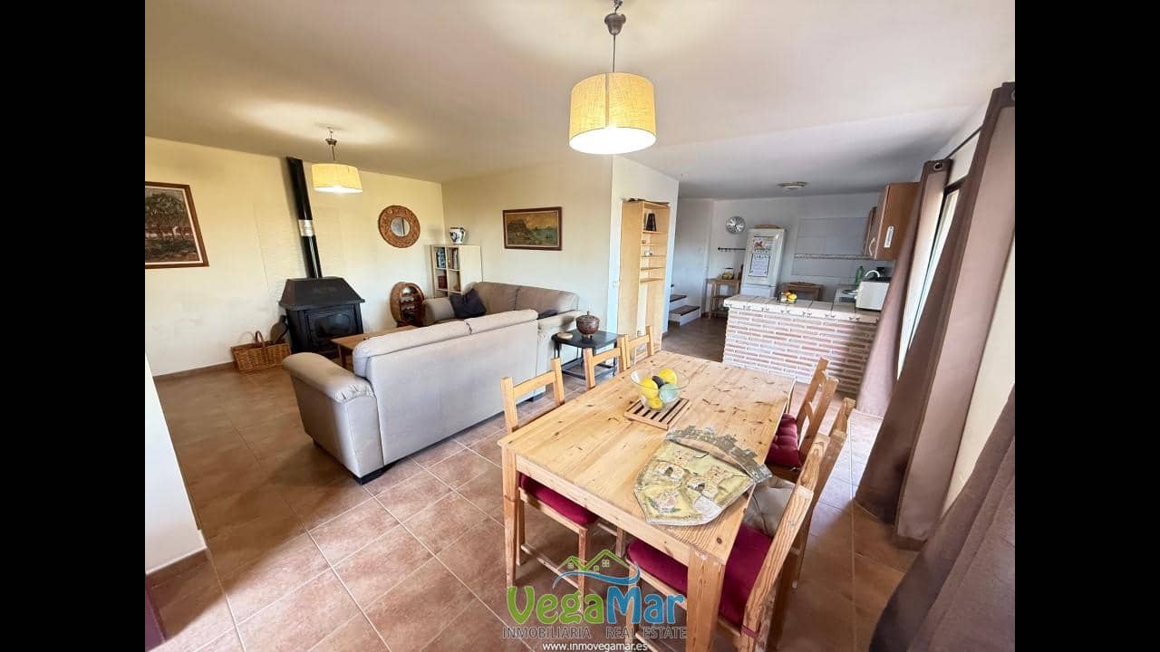 4 bedroom Finca/Country House for sale in Almunecar with pool - € 210,000 (Ref: 9702478)