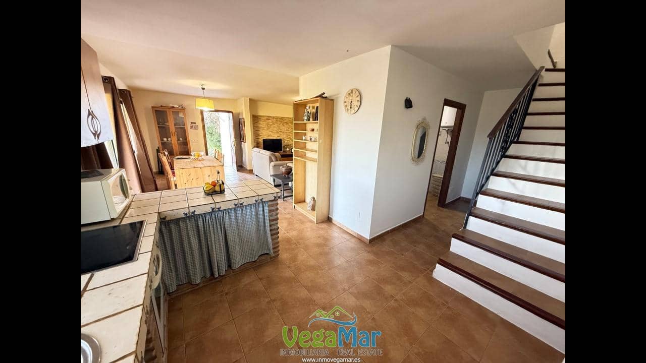 4 bedroom Finca/Country House for sale in Almunecar with pool - € 210,000 (Ref: 9702478)