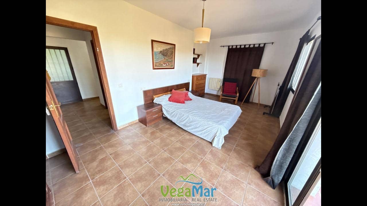 4 bedroom Finca/Country House for sale in Almunecar with pool - € 210,000 (Ref: 9702478)