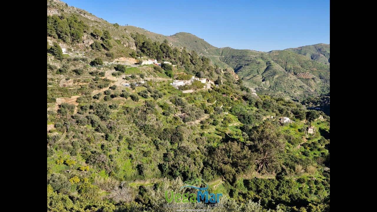 4 bedroom Finca/Country House for sale in Almunecar with pool - € 210,000 (Ref: 9702478)